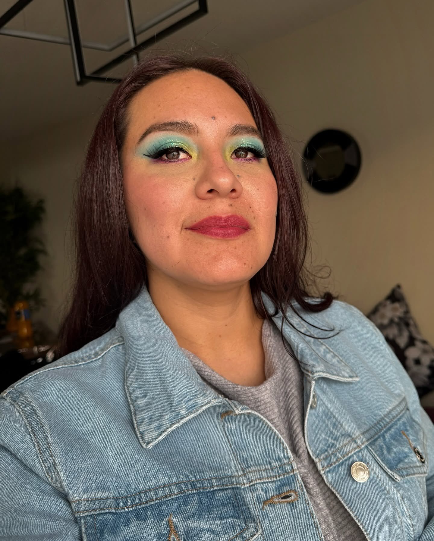 Viví Make Up - Maquillista Profesional